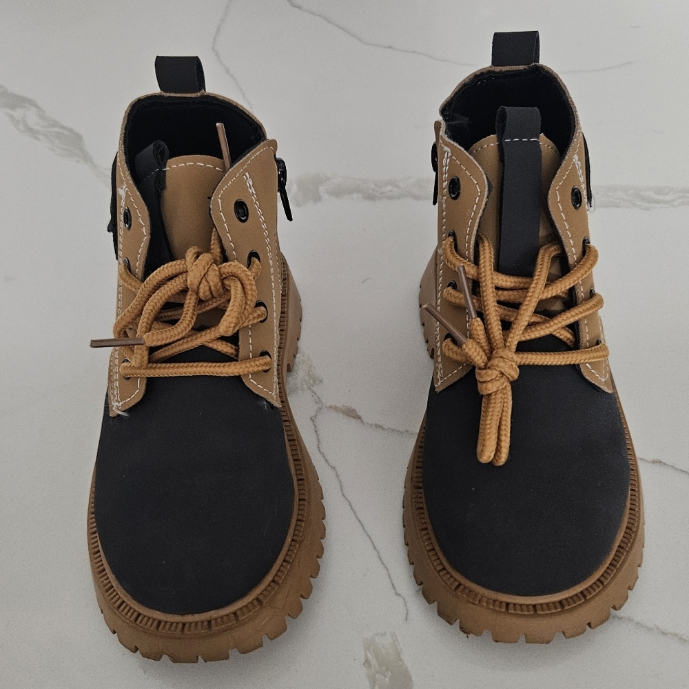 Unk Kids Boots - Black and Tan